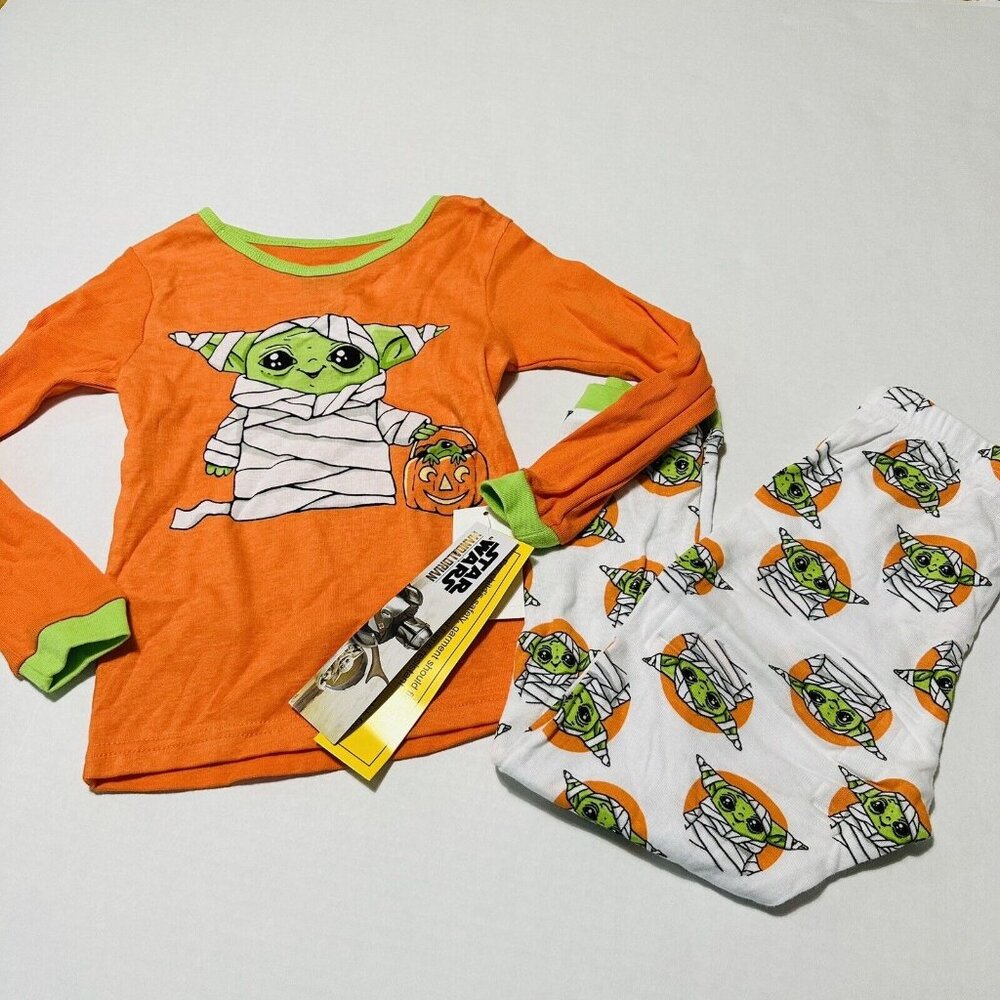 Girls Size 6 Baby Yoda  Halloween Pajamas  Snug Fit
